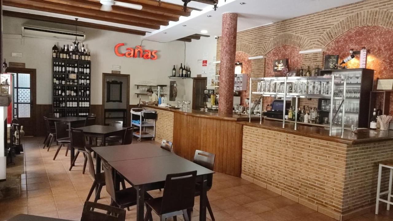 Hostal Restaurante Andra Rio Madera Exteriör bild